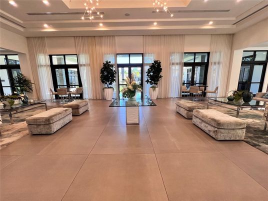 Dining room, Interior, Pendant Lights, Recessed Lighting
