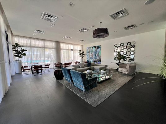 Dining room, Interior, Living room, Pendant Lights, Recessed Lighting