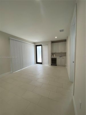Empty room, Interior, Kitchen, Recessed Lighting