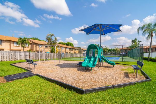 Backyard, Exterior, Playground