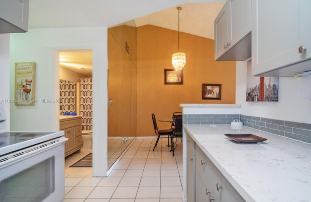 Dining room, Interior, Kitchen, Pendant Lights