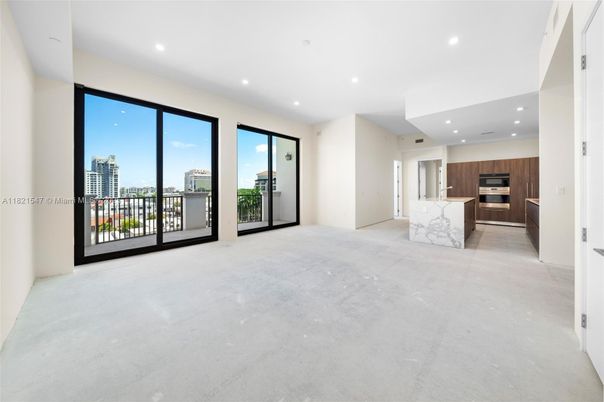 Empty room, Interior, Kitchen, Recessed Lighting