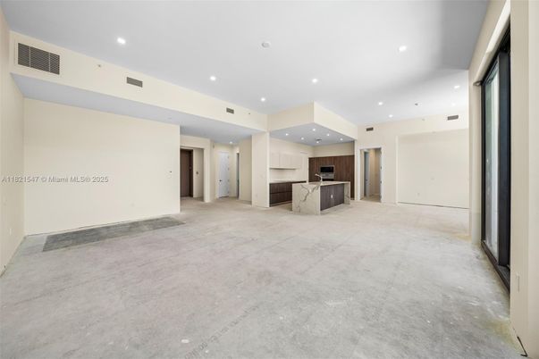 Empty room, Interior, Kitchen, Recessed Lighting