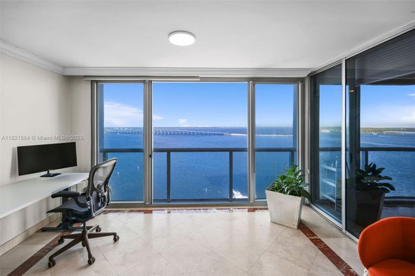 Home Office, Interior, Water