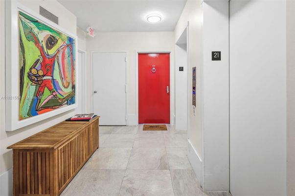 Elevator, Interior