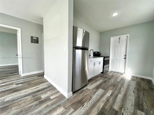 Interior, Kitchen, Recessed Lighting, Wood Texture Flooring