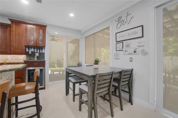 Dining room, Interior, Recessed Lighting