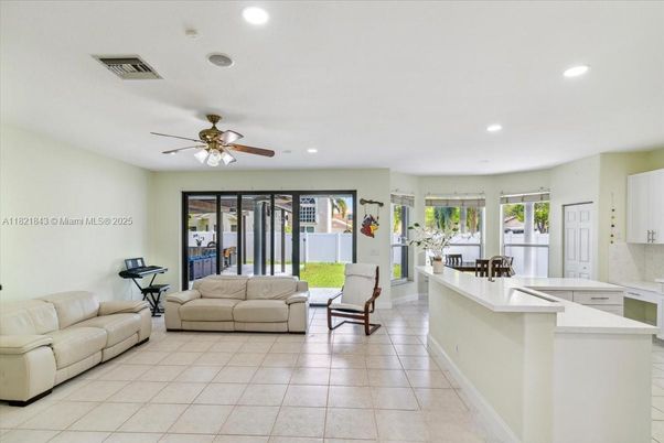 Interior, Kitchen, Living room, Recessed Lighting