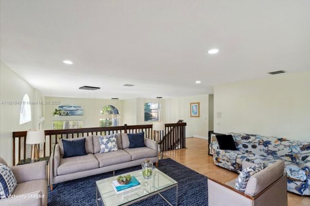 Dining room, Interior, Living room, Pendant Lights, Recessed Lighting, Wood Texture Flooring