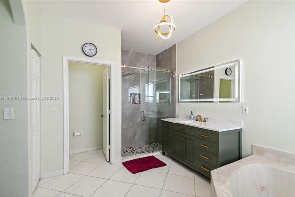 Bathroom, Glass Shower, Interior, Pendant Lights