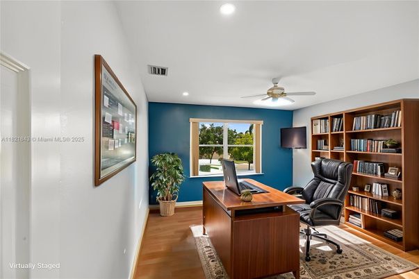 Home Office, Interior, Recessed Lighting, Wood Texture Flooring