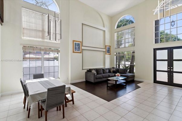 Dining room, Interior, Living room, Wood Texture Flooring