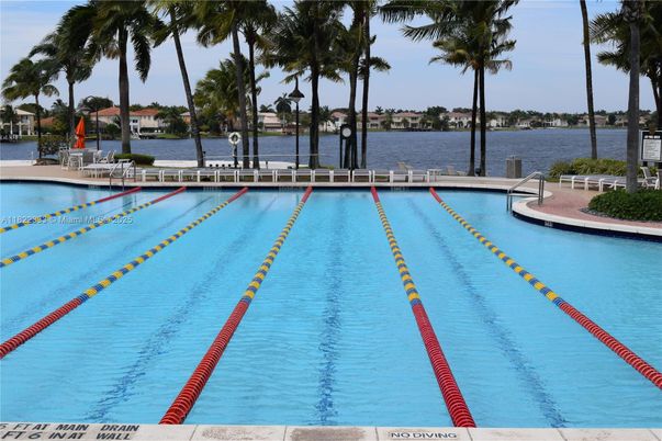 Exterior, Pool, Water