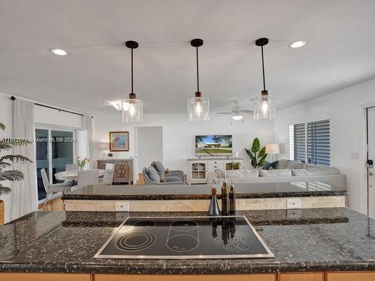 Interior, Kitchen, Living room, Pendant Lights, Recessed Lighting