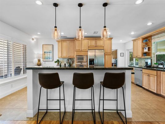 Interior, Kitchen, Pendant Lights, Recessed Lighting, Stainless Steel Appliances