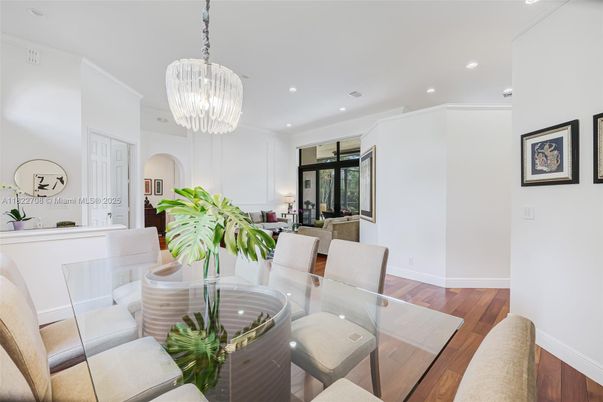 Chandelier, Dining room, Interior, Recessed Lighting, Wood Texture Flooring