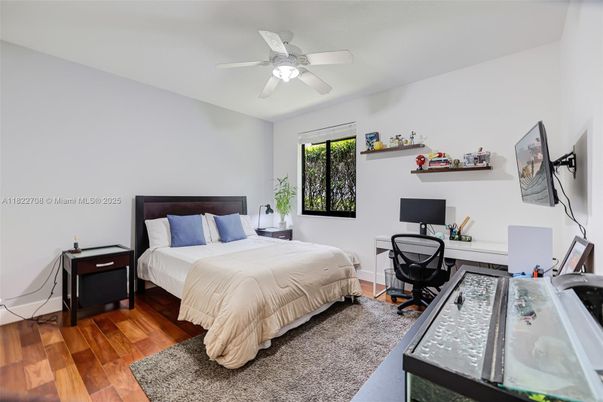 Bedroom, Home Office, Interior, Wood Texture Flooring