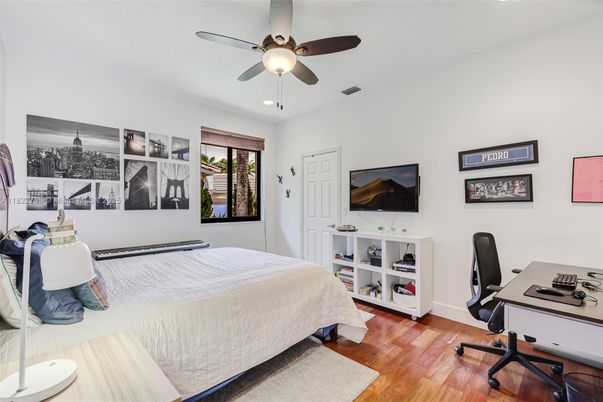 Bedroom, Home Office, Interior, Wood Texture Flooring