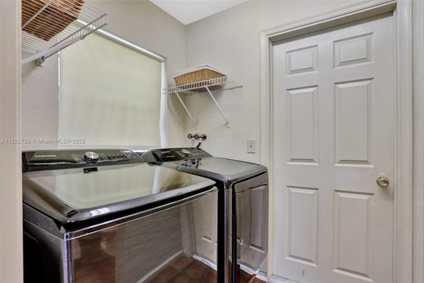 Interior, Washer