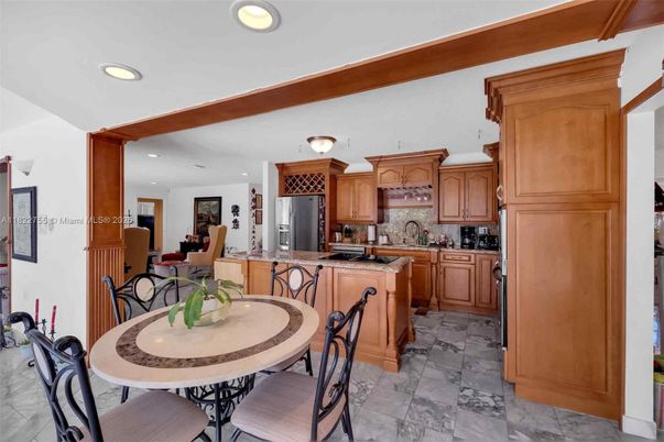 Dining room, Interior, Kitchen, Marble, Recessed Lighting, Stainless Steel Appliances