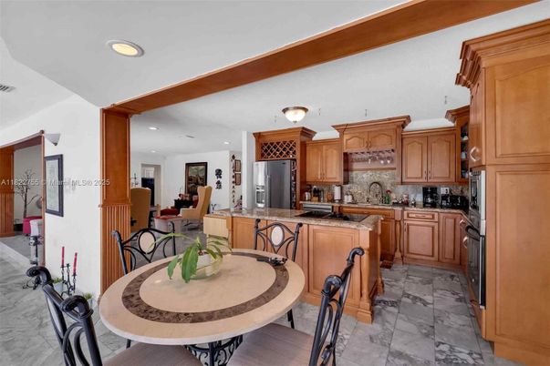 Dining room, Interior, Kitchen, Marble, Recessed Lighting, Stainless Steel Appliances