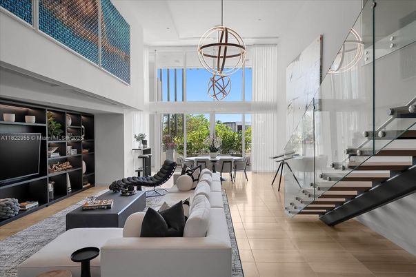 Dining room, Interior, Living room, Pendant Lights