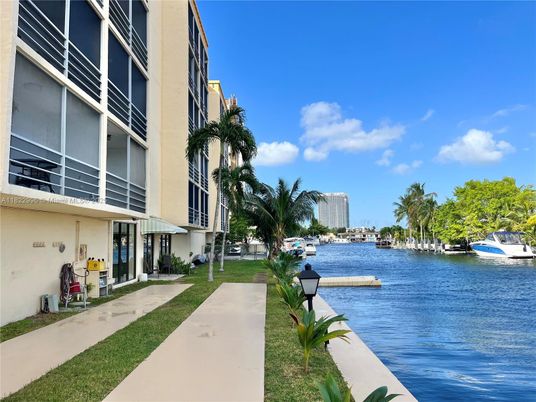 Exterior, Water