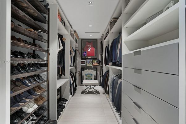 Interior, Recessed Lighting, Walk-in Closets