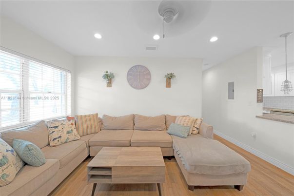 Interior, Living room, Pendant Lights, Recessed Lighting, Wood Texture Flooring