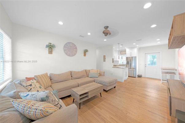 Interior, Kitchen, Living room, Pendant Lights, Recessed Lighting, Stainless Steel Appliances, Wood Texture Flooring