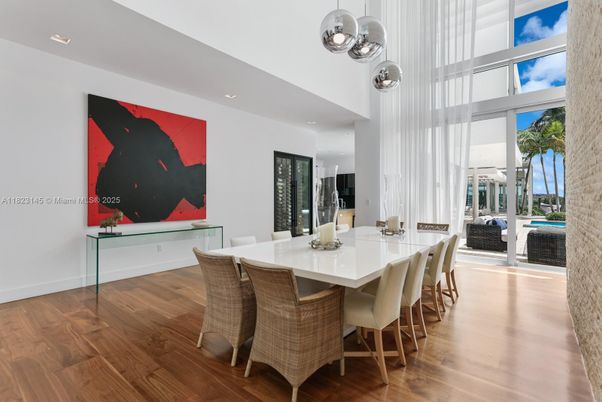 Dining room, Interior, Pendant Lights, Recessed Lighting, Wood Texture Flooring