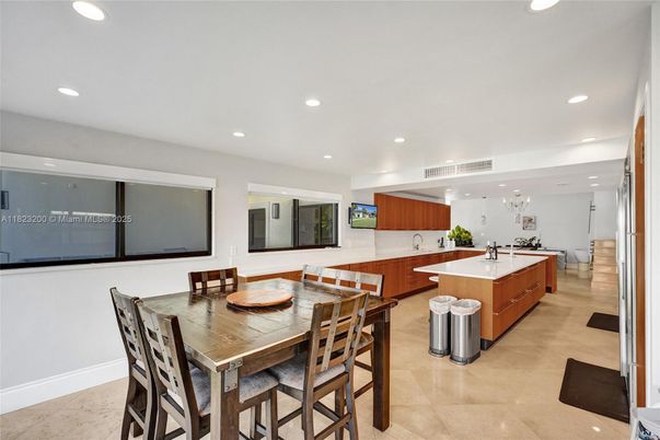 Chandelier, Dining room, Interior, Kitchen, Recessed Lighting