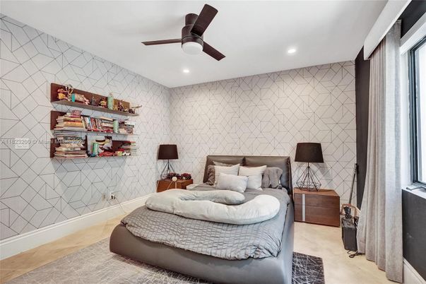 Bedroom, Interior, Recessed Lighting