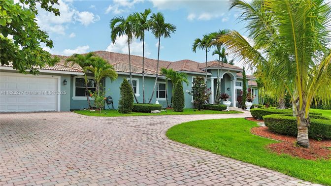 Attached, Backyard, Exterior, Facade, Mediterranean