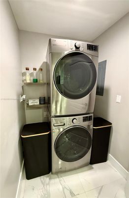 Interior, Marble, Utility Closets, Washer