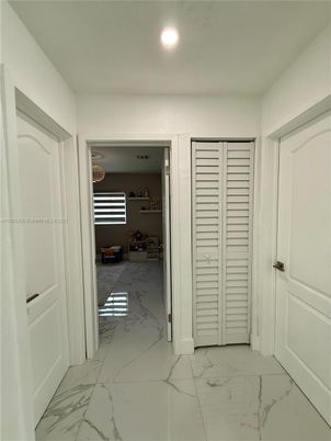 Interior, Marble, Recessed Lighting