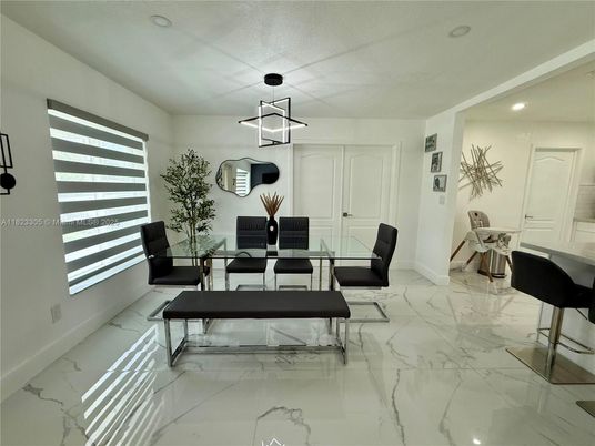 Dining room, Interior, Marble, Pendant Lights, Recessed Lighting