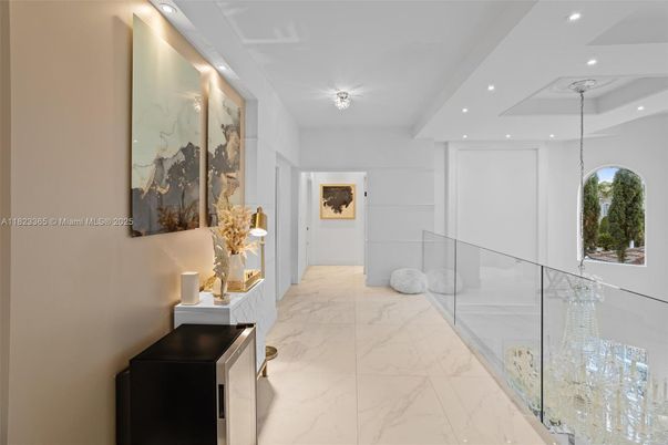 Interior, Marble, Recessed Lighting