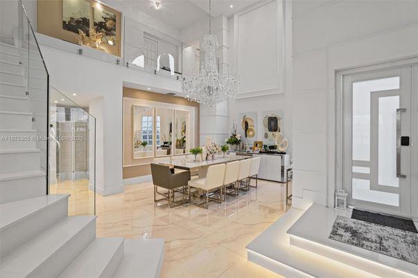 Chandelier, Dining room, Interior, Marble, Recessed Lighting
