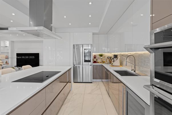 Interior, Kitchen, Marble, Recessed Lighting, Stainless Steel Appliances