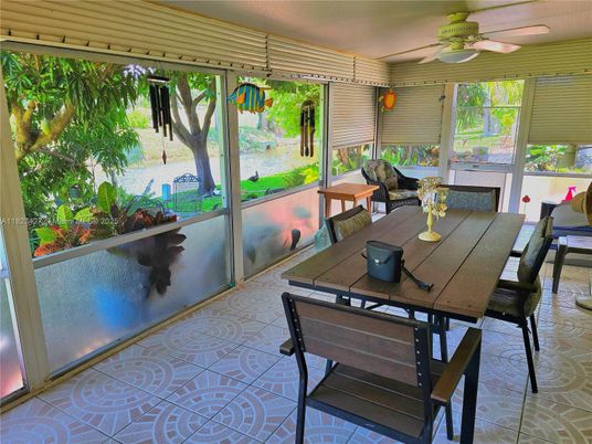 Dining room, Interior, Sun Room