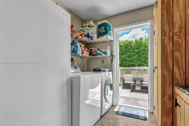 Interior, Washer