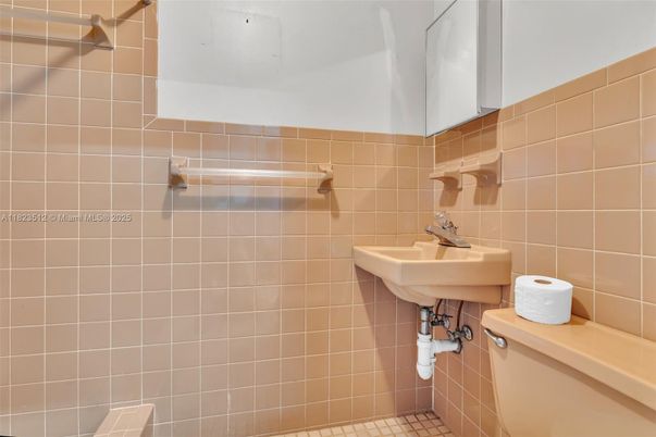 Bathroom, Interior