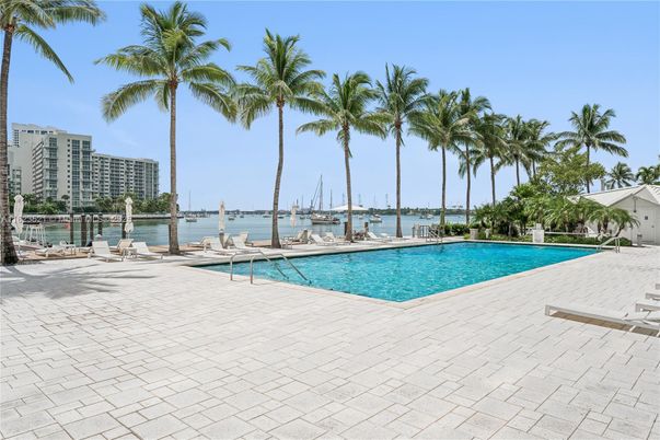 Exterior, Pool, Water