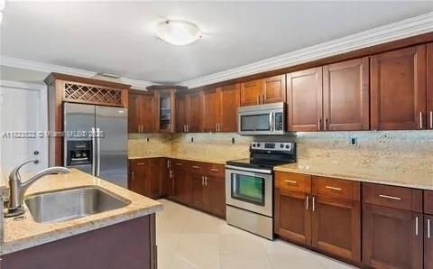 Interior, Kitchen, Stainless Steel Appliances