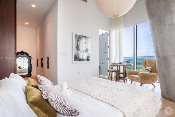 Bedroom, Interior, Recessed Lighting, Water