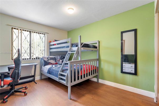 Bedroom, Home Office, Interior, Wood Texture Flooring