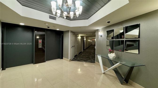 Chandelier, Elevator, Interior, Recessed Lighting