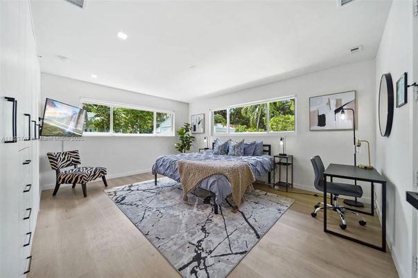 Bedroom, Home Office, Interior, Recessed Lighting, Wood Texture Flooring