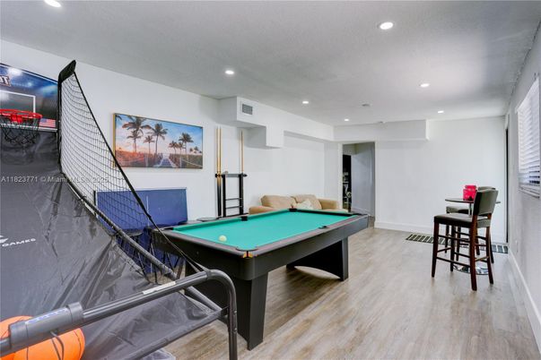 Billiard Table, Game Room, Interior, Recessed Lighting, Wood Texture Flooring